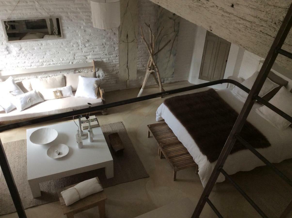 La Maison Sur La Place Penne-dʼAgenais Екстериор снимка