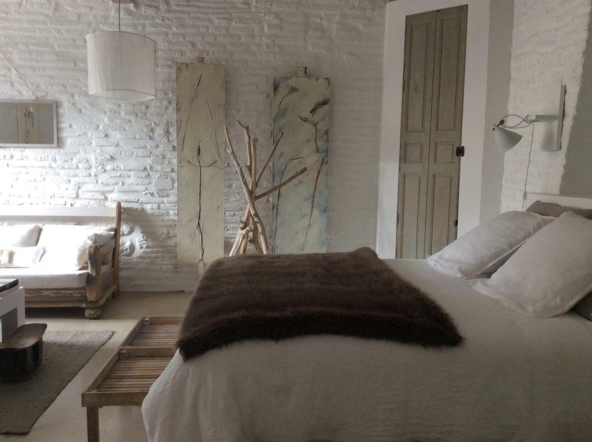 La Maison Sur La Place Penne-dʼAgenais Екстериор снимка